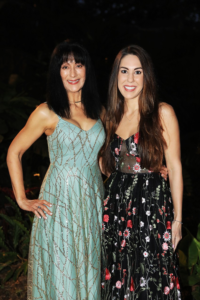 Jeanette and Ashley Leon