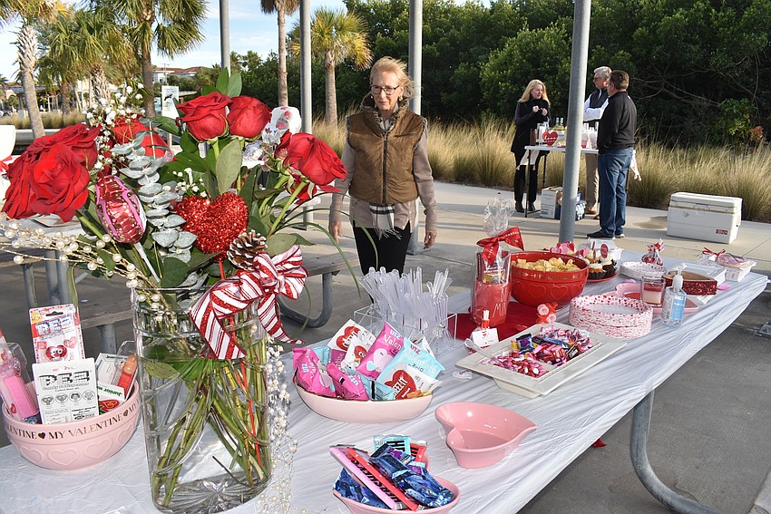 The table looked like a set from a rom-com.