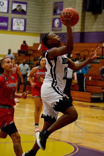 Chariot Johnson led Booker girls basketball with 19 points against Lakewood on Tuesday.