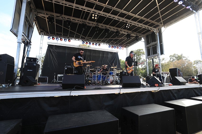 The Tobacco Rd band keeps the audience rocking.