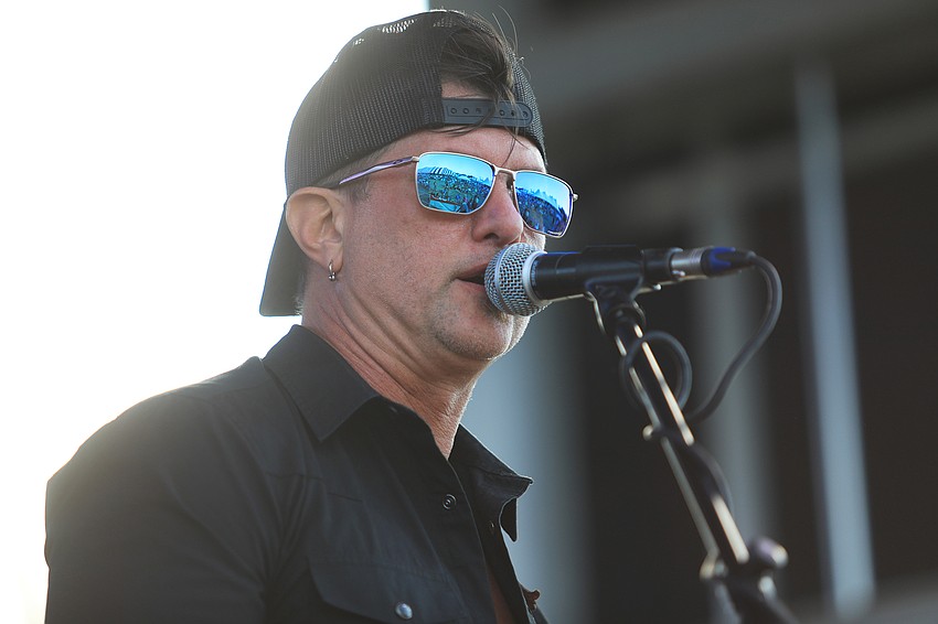 The Tobacco Rd band keeps the audience rocking.