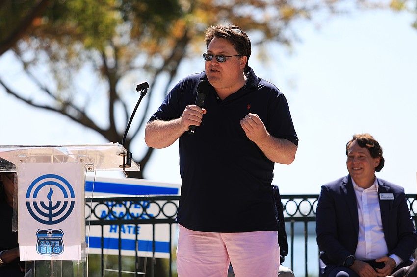 Cherokee Park Neighborhood Association president Dan DeLeo speaks to her neighborhood's response to receiving the anti-Semitic flyers.