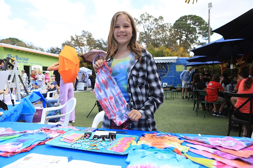 Jasper Ernst makes tye dye artwork.