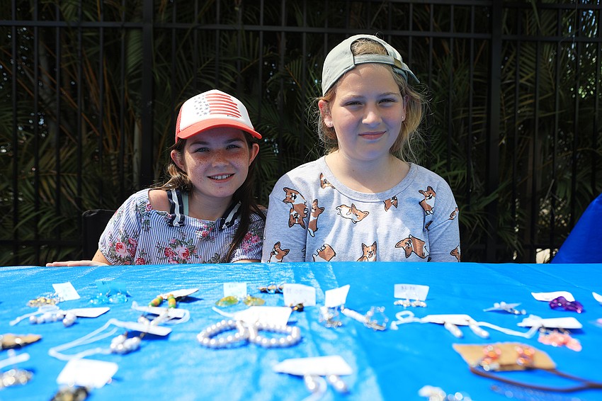 Daphne Rose Daczewitz and Lucille Delauro make up the DeLightful Jewelry Design company.