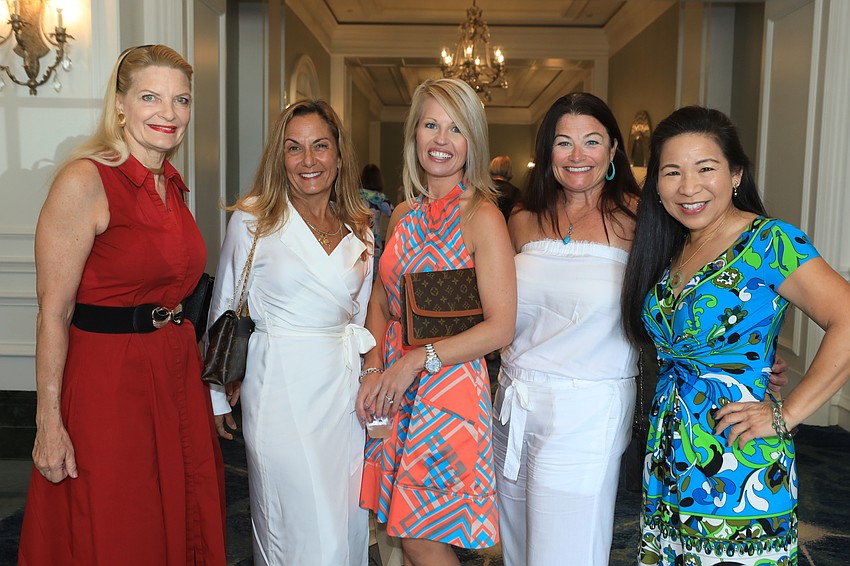 Kate O'Connell, Kate Teixeira, Samantha Hill, Raffie Hamilton and Lee-En Chung