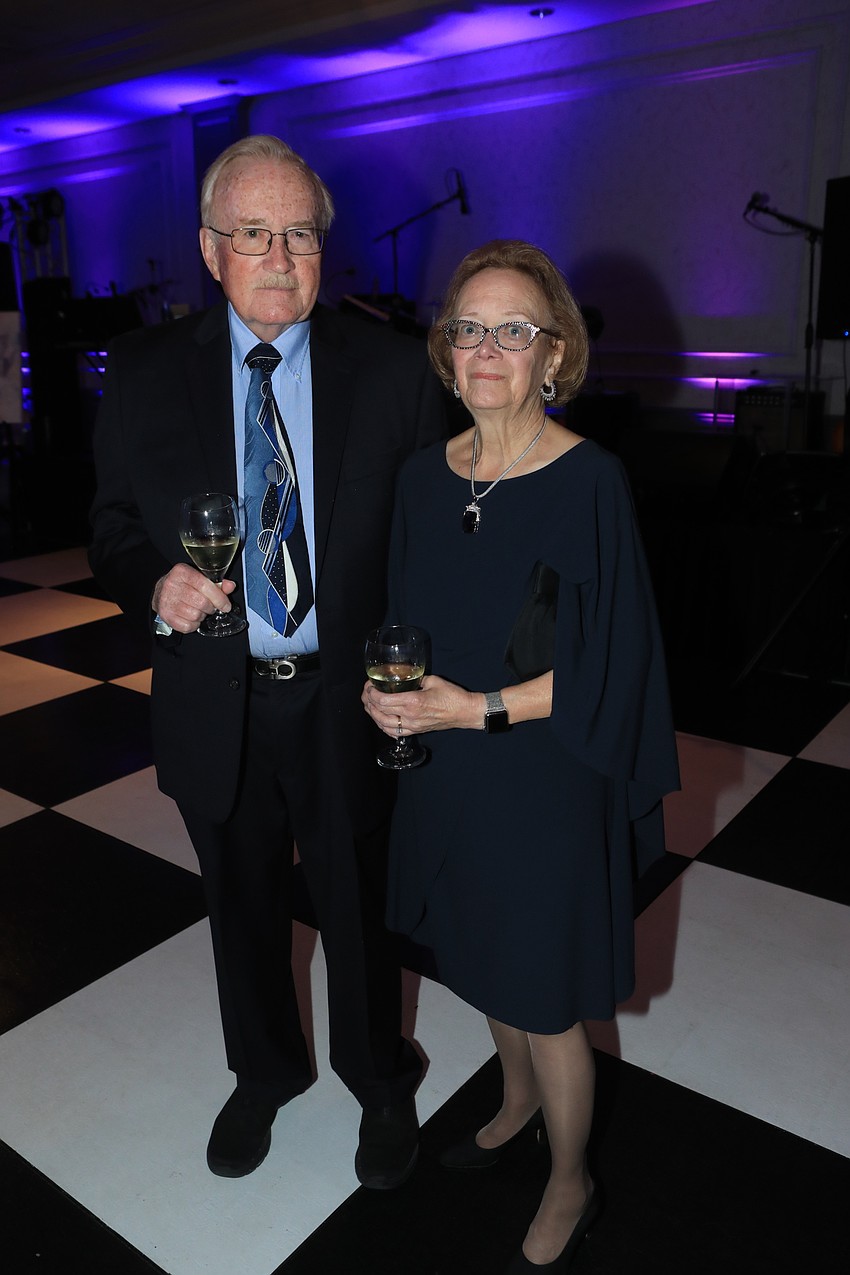 Co-chairs Walt and Barb Carey