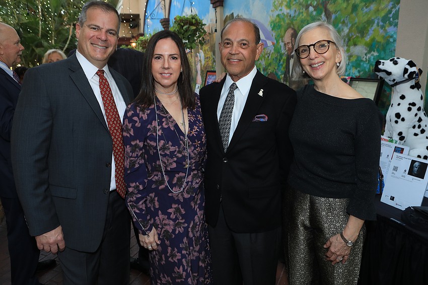 Roberto Villanueva, Clara Reynardus de Villanueva, Jorge Reynardus and Patricia Buttenheim