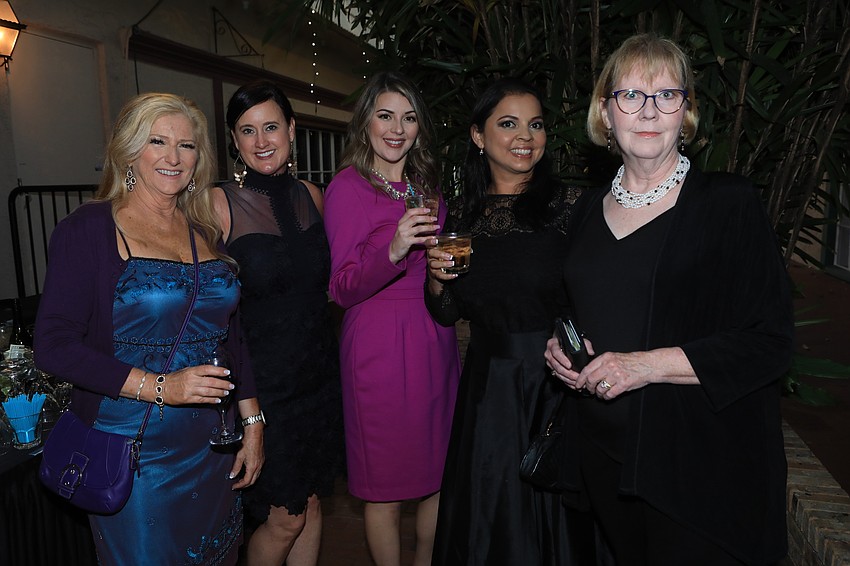 Melanie Lehmann, Erin Guzzo, Lauren Brown, Angelica Wolff and Pam Freni