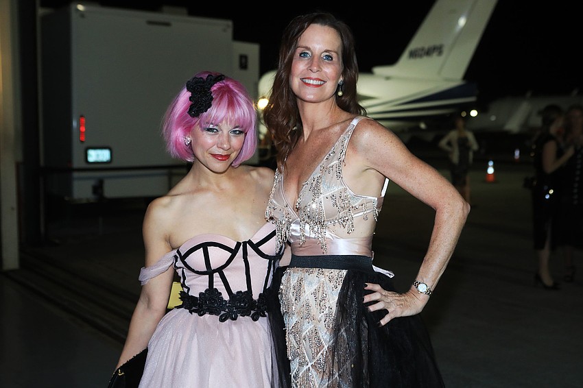 Savannah Holds and Elizabeth Taylor