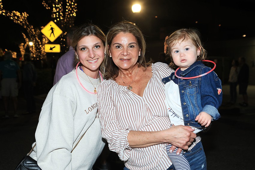 Angelina, Alina and Nora Noll