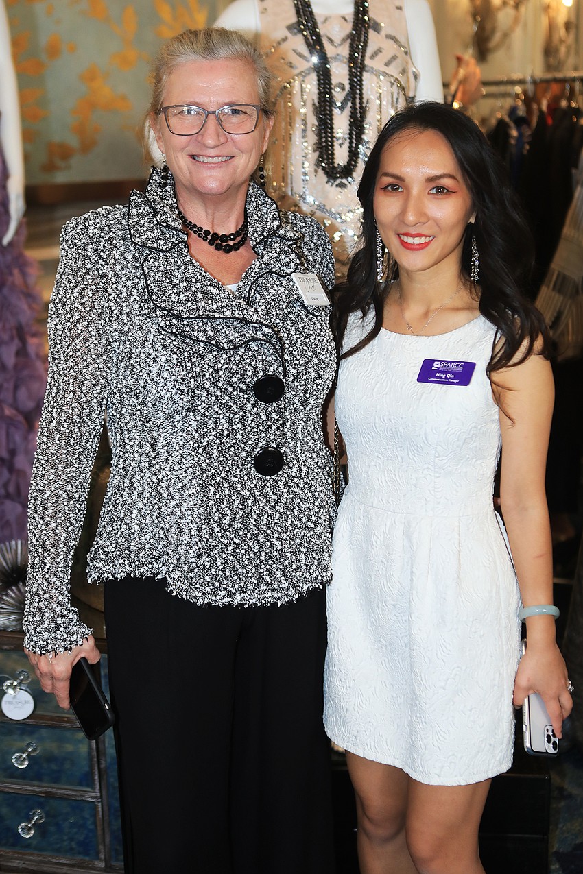 Linda Thull and Ning Qin