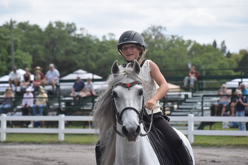 Sydney McCullough circles the arena.