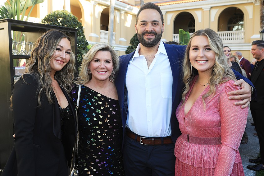 Laura Thomas, Tammy Karp, Ray Renkliyuz and Sarah Karp