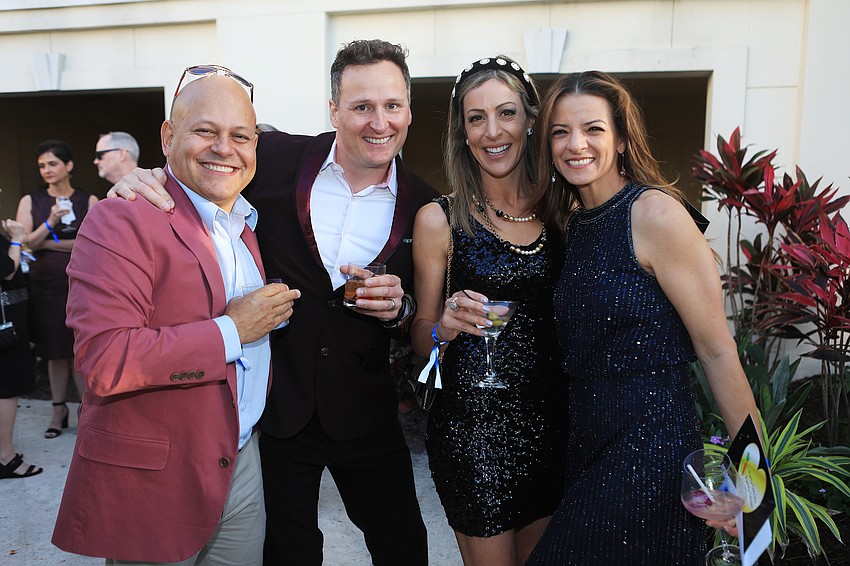 Javier Rojas, Sean Paul, Andrea Paul and Ruth Rojas