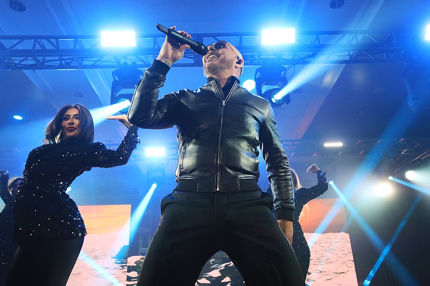 Pitbull —Mr. 305 himself — rocks the house.