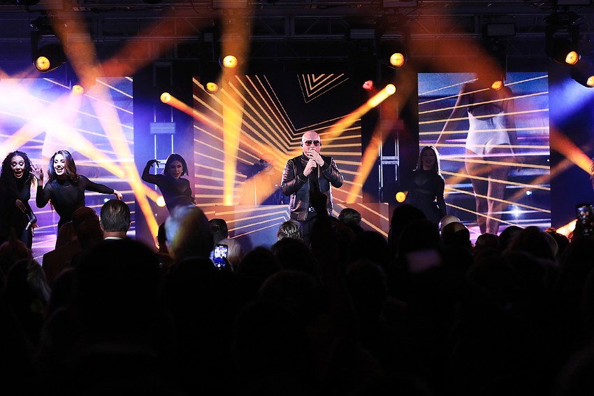 Pitbull —Mr. 305 himself — rocks the house.