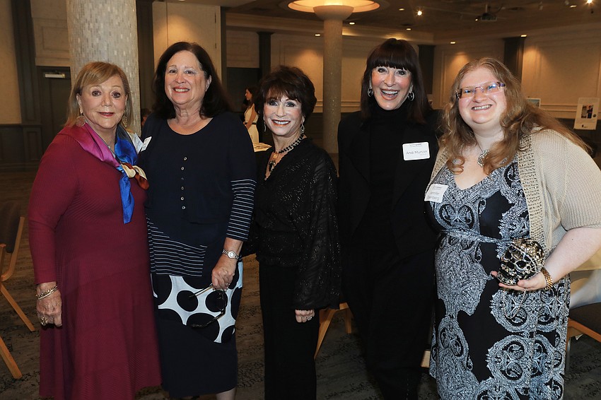 Helen Glaser, Marsha Eisenberg, Meredith Ernst, Andi Munzer and Jennifer Eisenberg