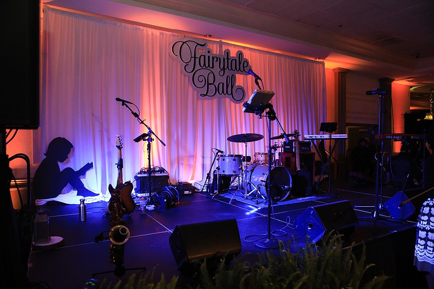 The night had a fantasy forest theme.