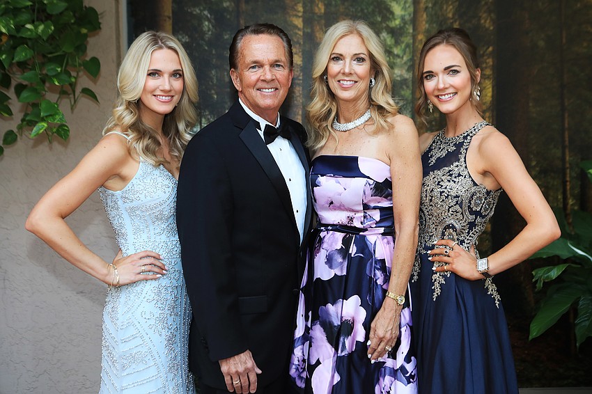 Candice, Bill, Maryl and Lauren Henry