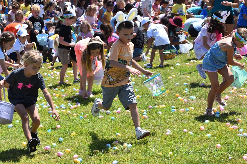 Eggstravaganza at the Mall at UTC begins its 5-7 age group egg hunt.