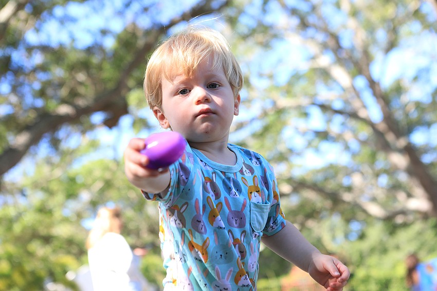 Levi Mears picks up his egg.