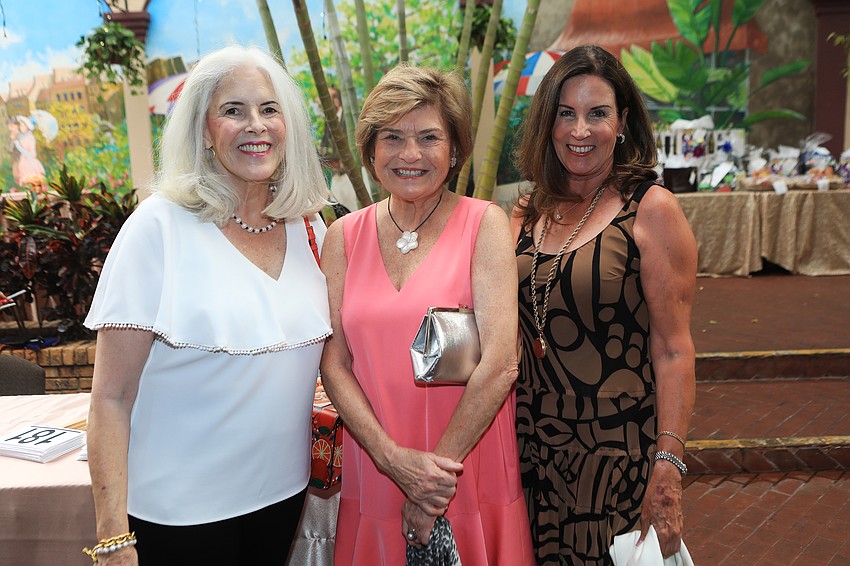 Nancy Daniel, Joan Pierse and Medora Sheehan