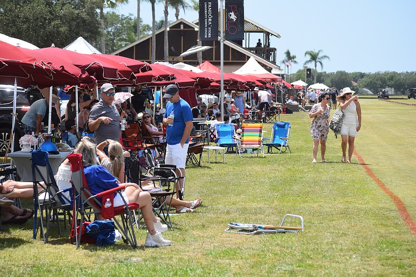 Both sidelines were packed as the Sarasota Polo Club closed its season.