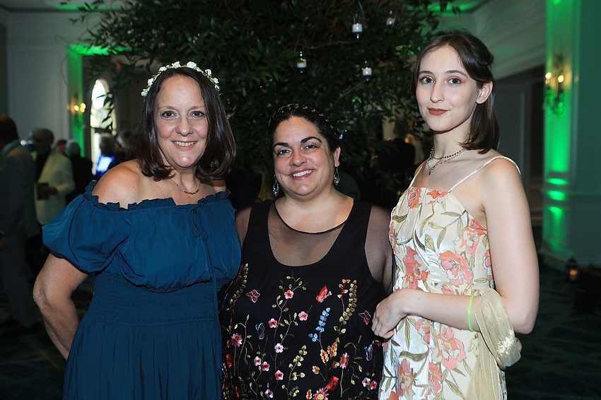 Kim Davis, Jenn Simms and Liz Davis