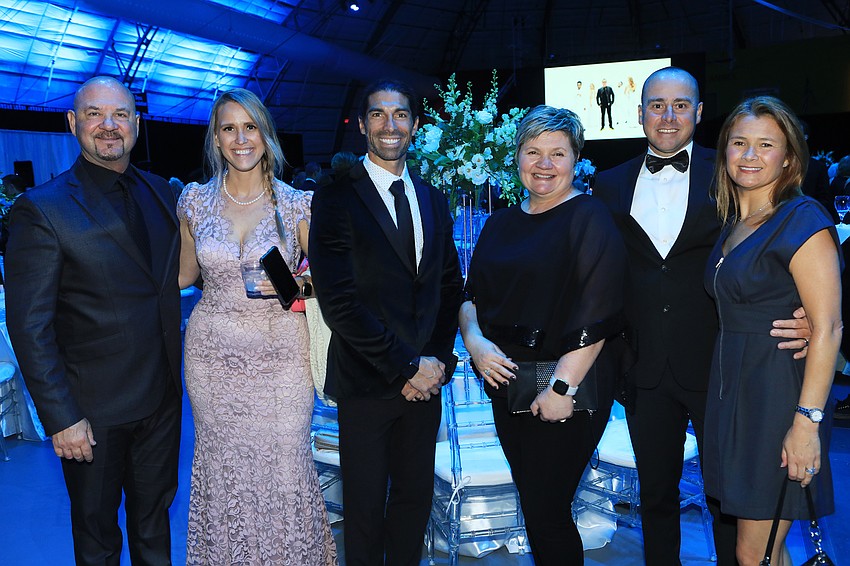 Mark Sabuda, Jenn Poppen, Mark Ryczek, Edyta Votour and Jared and Stacy Autrey