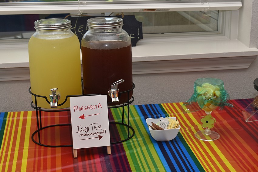 Margaritas and iced tea were the available drinks.