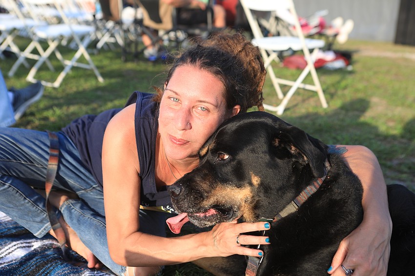Jean Callihan plays with Maximus