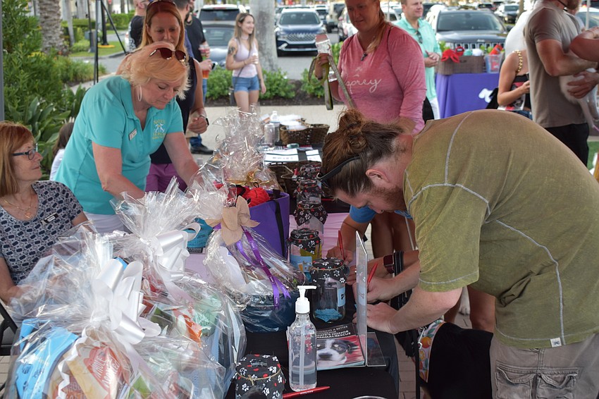 The event benefited Nate's Honor Animal Rescue through a prize raffle.