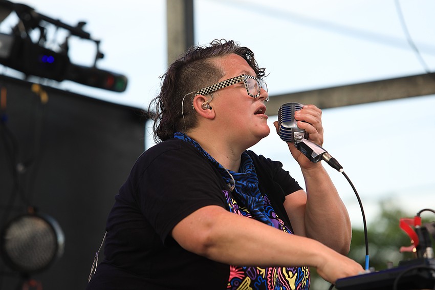 Shannon Fortner leads MeteorEyes in rocking.