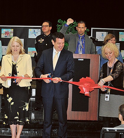 Spring Lake Elementary dedicates new building