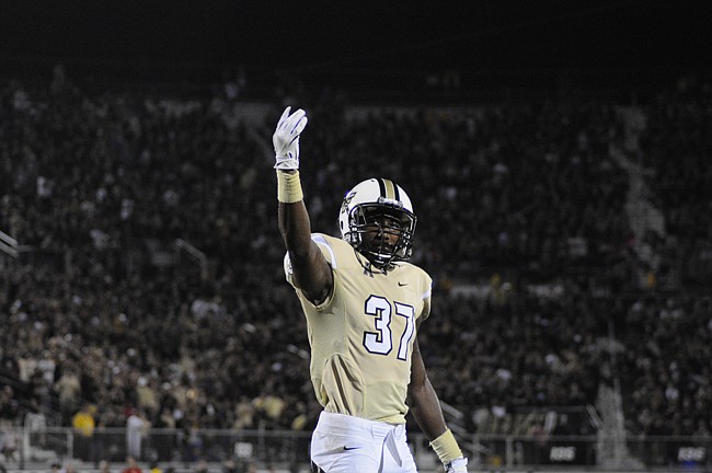 UCF Knights looking to get back on horse | West Orange Times & Observer