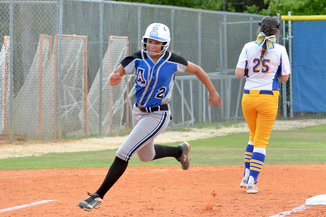 Photos Apopka Softball Tops Tfa 8 1 Observer Preps West Orange Photos Apopka Softball Tops Tfa 8 1 Observer Preps West Orange