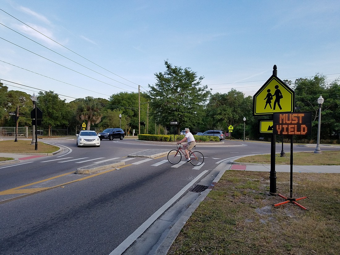 Windermere installed a temporary pedestrian crossing sign at the Maguire Road and Park Avenue crosswalk on after a pedestrian accident on Monday, April 10.