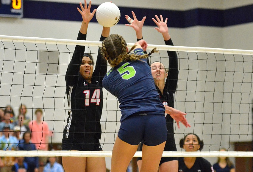 PHOTOS: Windermere hosts Olympia in program's first volleyball match ...