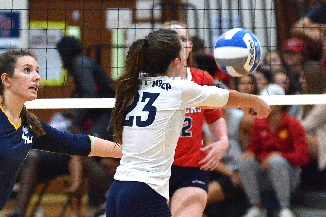 PHOTOS Trinity Prep volleyball sweeps Windermere Prep Observer