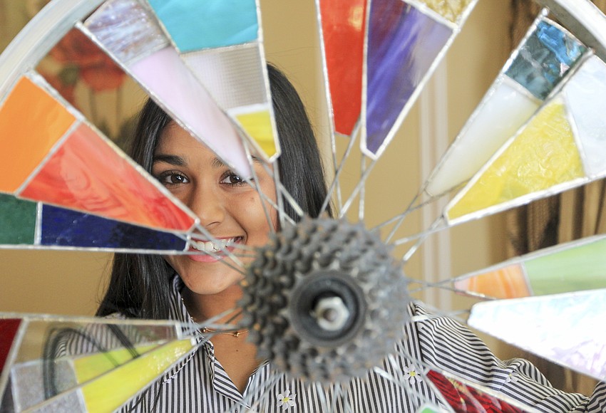 Nikita Suri uses her art as a means of self-expression and charity ...