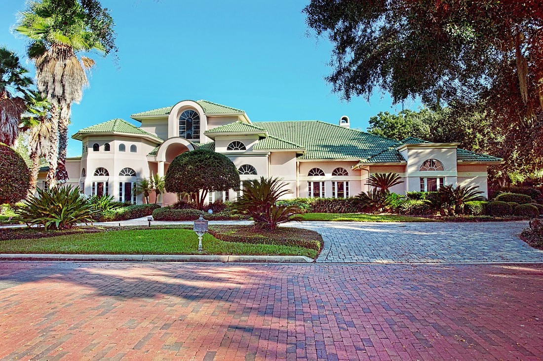 This Bentley Park home, at 9338 Bentley Park Circle, Orlando, sold Sept. 20, for $1.275 million. From tour.vht.com.
