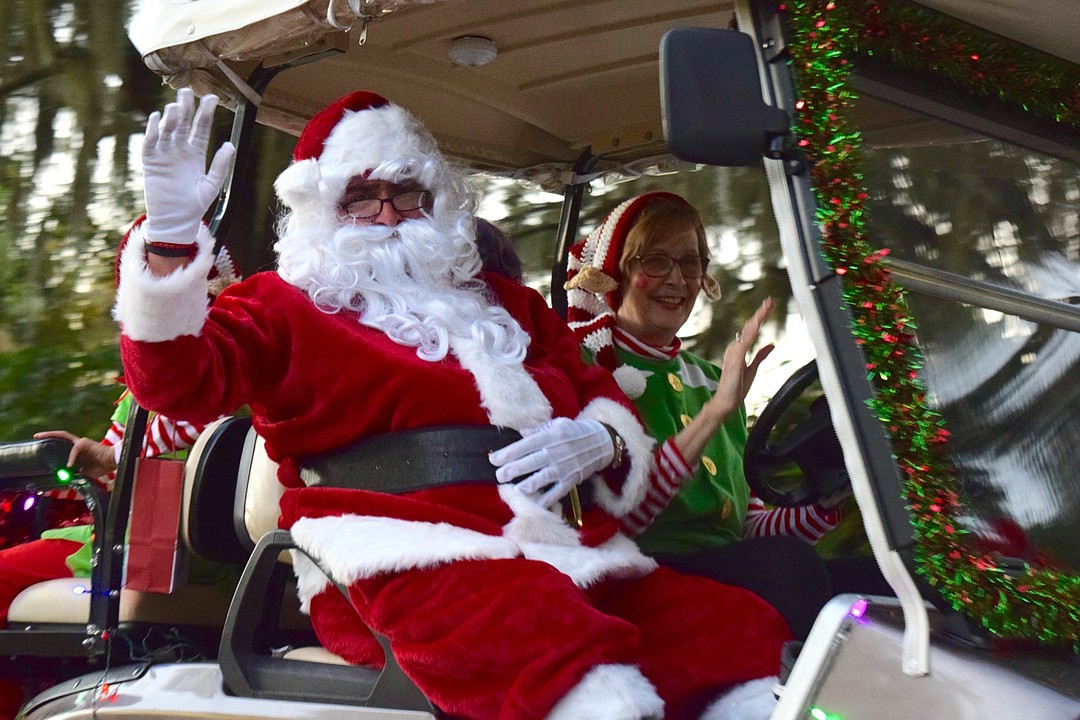 PHOTOS Winter Garden Christmas Golf Cart Parade 2018 West Orange