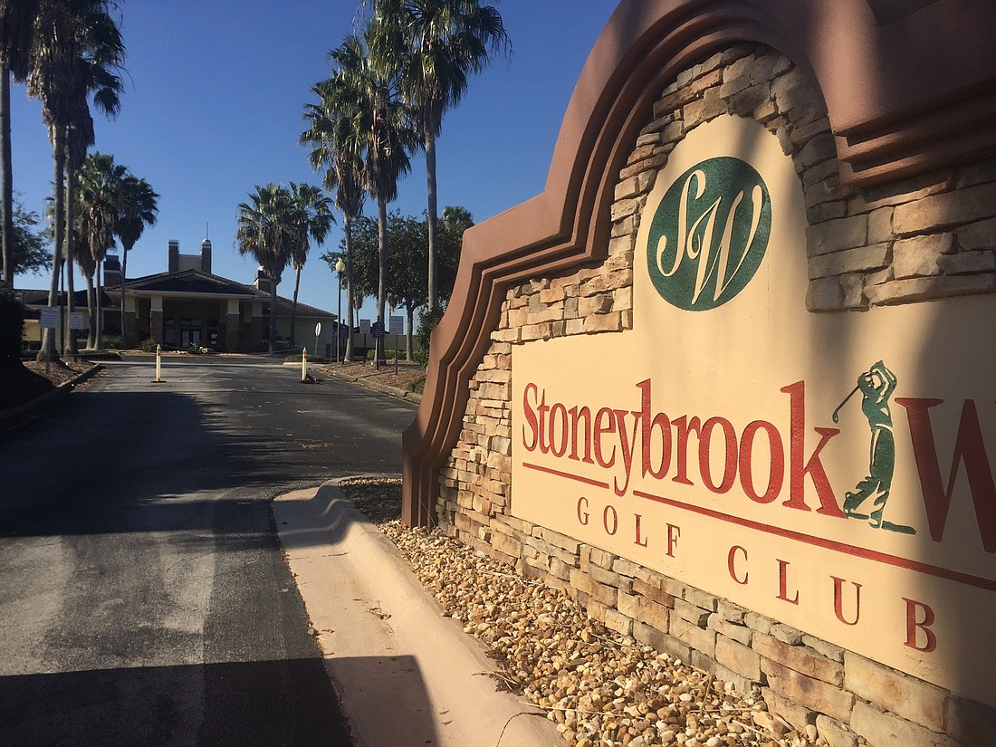 Stoneybrook West is labeled as a golf community, but the communityâ€™s golf course recently closed its doors. Photo by Eric Gutierrez.