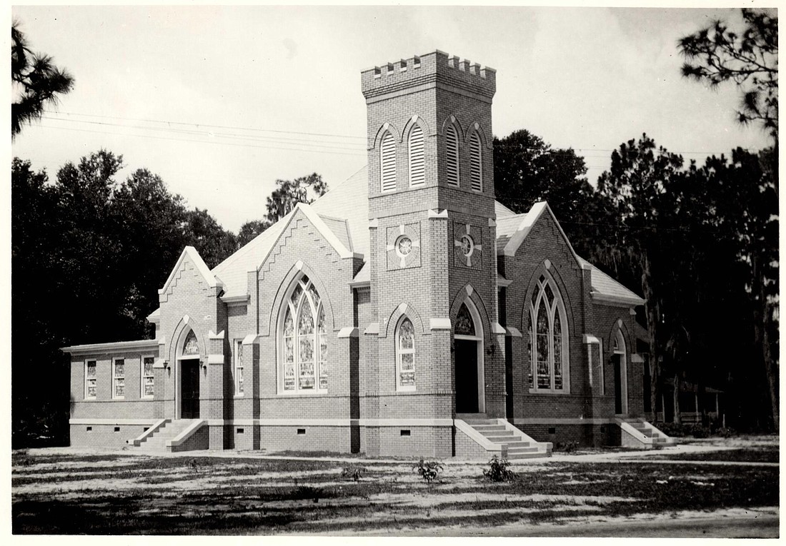 In 1920, Oakland Presbyterian Church built a new brick sanctuary at Oakland Avenue and Starr Street, and it served the congregation until a larger sanctuary was built in 1971.
