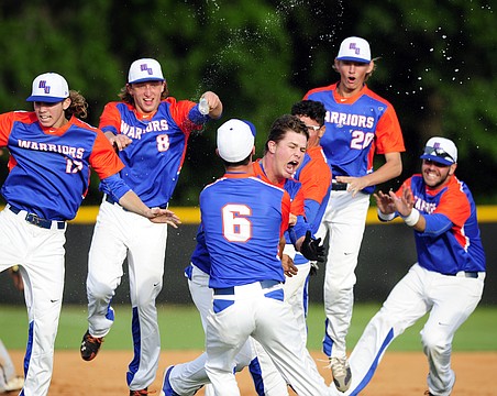 West Orange baseball team dresses for success -- Observer Preps