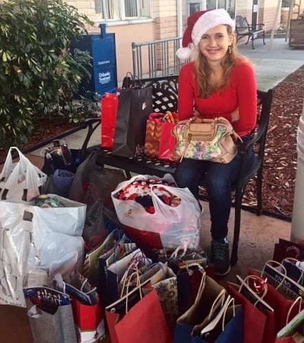 15-year-old Madison Roe delivered 105 gift bags to the residents at Health Central Park.