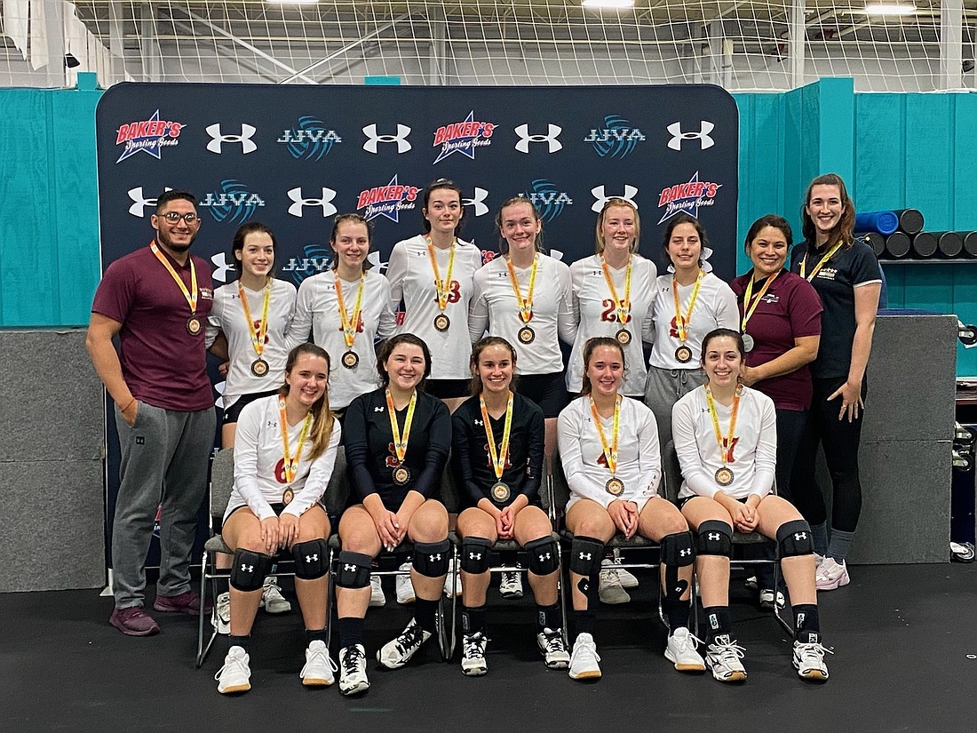 Lucy Noegel â€” back row, second from left â€” plays on the 16U Elite team at Five Stars Volleyball Club.