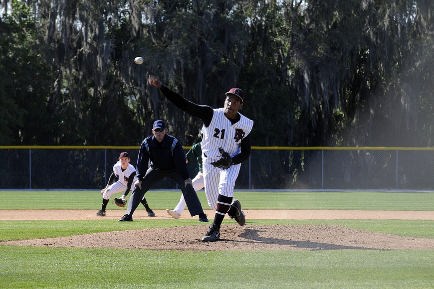 Padres take high school center fielder with first draft selection