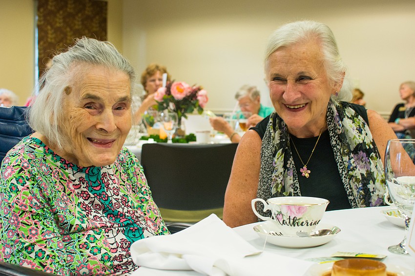 Katherine Caldwell with her daughter, Gail Hagenah.