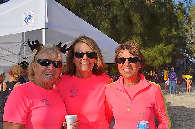 Laura-Buckland,-Diane-Martin-with-Nancy-Flanagan-make-up-part-of-the-'Amigos'